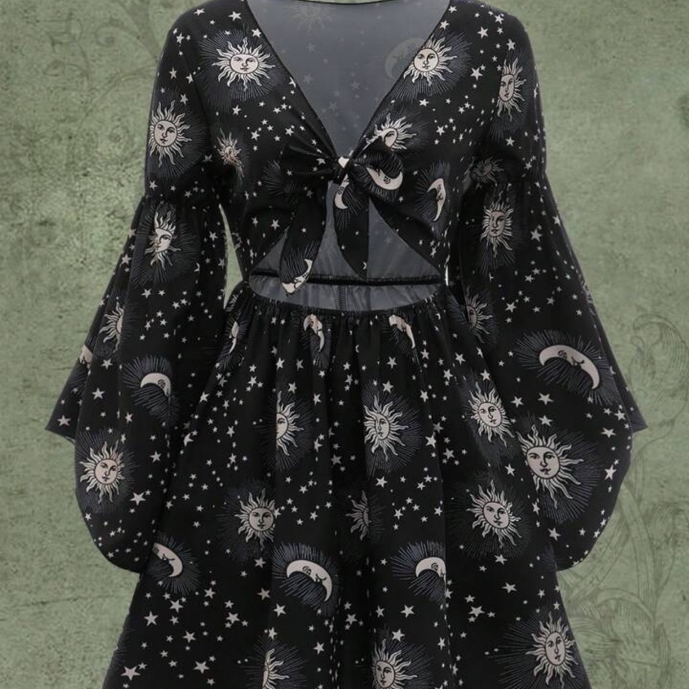 Romwe Black Celestial Print Tie Front Dress with Bell Sleeves size Large
